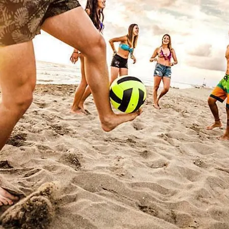 Spacious With Private Garden Sarbinowo