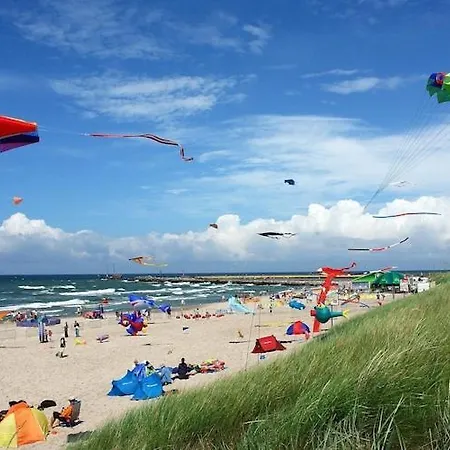 Spacious With Private Garden *