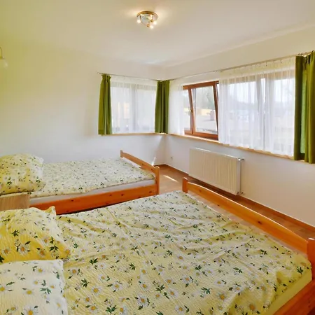 Spacious With Private Garden Sarbinowo